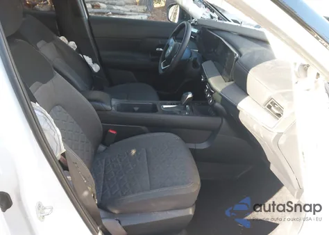 2025 Nissan Kicks Sv Fwd z USA, uszkodzony, nr VIN 3N8AP6CA5SL437106